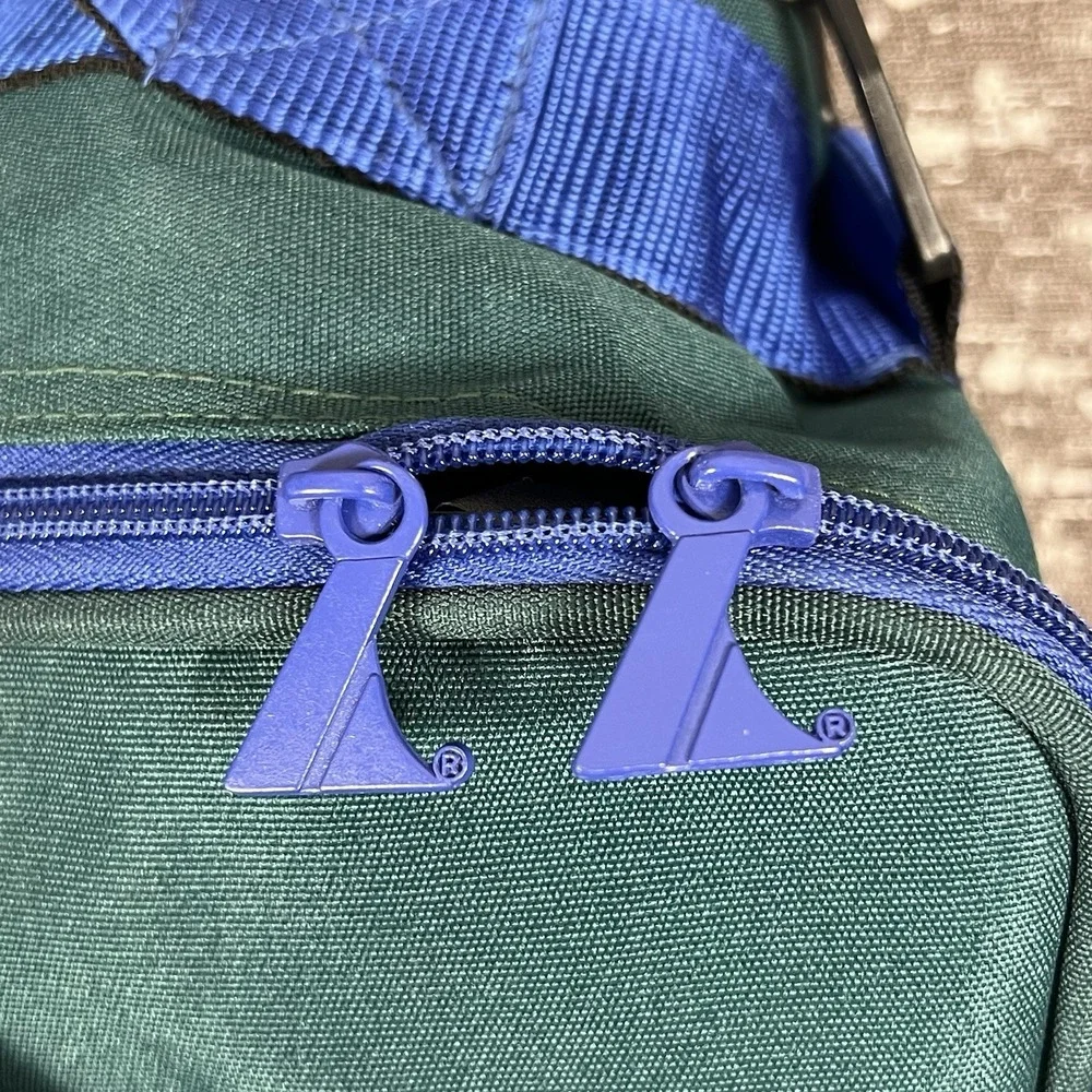 Vintage 90s Pro Kennex World Tour Gear Bag Teal Blue Crossbody Duffel Techwear